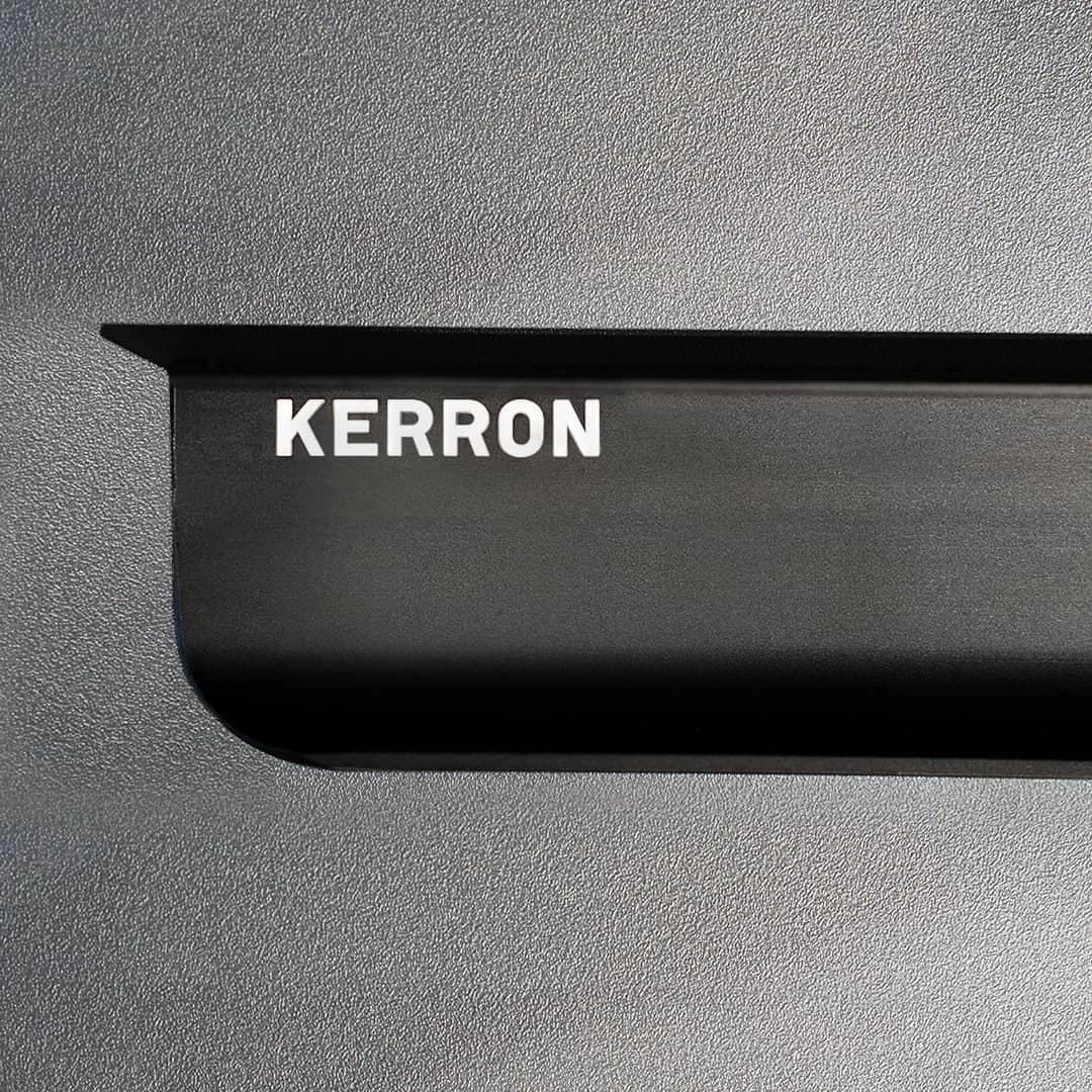 Ручка торцевая KERRON Черный матовый RT-006-600 BL