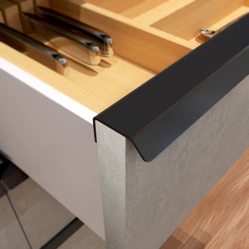 Ручка профиль MAKMART Черный бархат RT.01.0496.9005