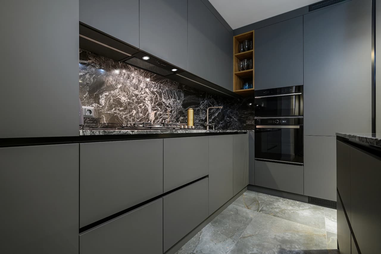 Вытяжка кухонная ELIKOR Черный КВ II M-1000-60-1460