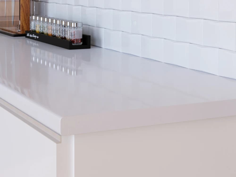 Столешница 26 мм КЕДР Белый 1500х600х26*1U 111/1