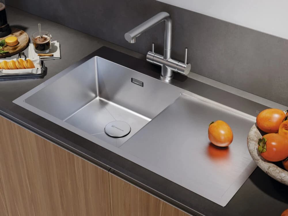 Смеситель OMOIKIRI Нержавеющая сталь Takamatsu