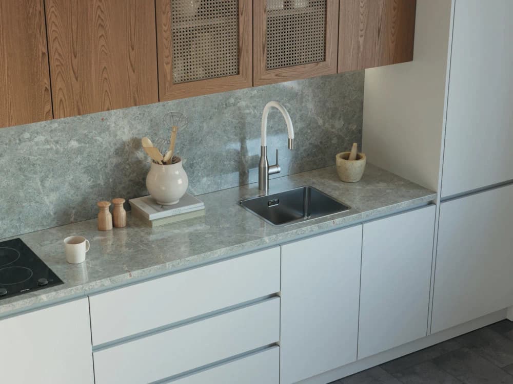 Смеситель OMOIKIRI Нержавеющая сталь + черный YATOMI 2 PLUS BN-BL