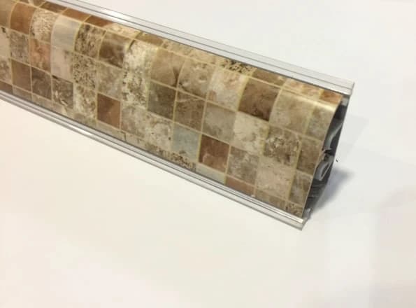 Плинтус кухонный 4200 мм TERMOPLAST Модена AP740