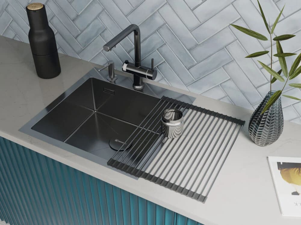 Смеситель OMOIKIRI Нержавеющая сталь + белый Hotaru-IN-WH