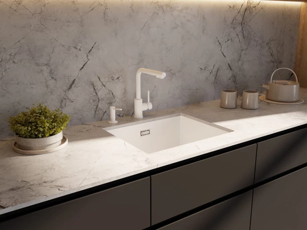 Дозатор для мыла OMOIKIRI Белый OM-02-P-WH