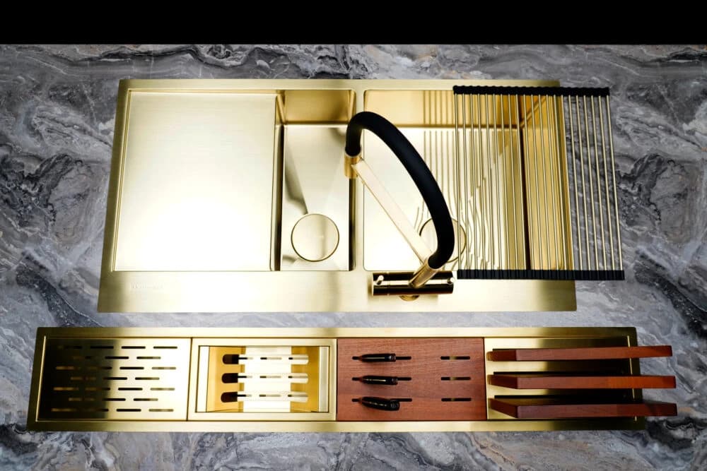 Смеситель с фильтром OMOIKIRI Светлое золото Kanto-PVD-LG