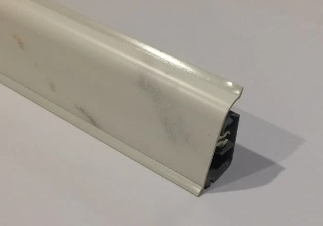 Плинтус кухонный 4200 мм TERMOPLAST AP740