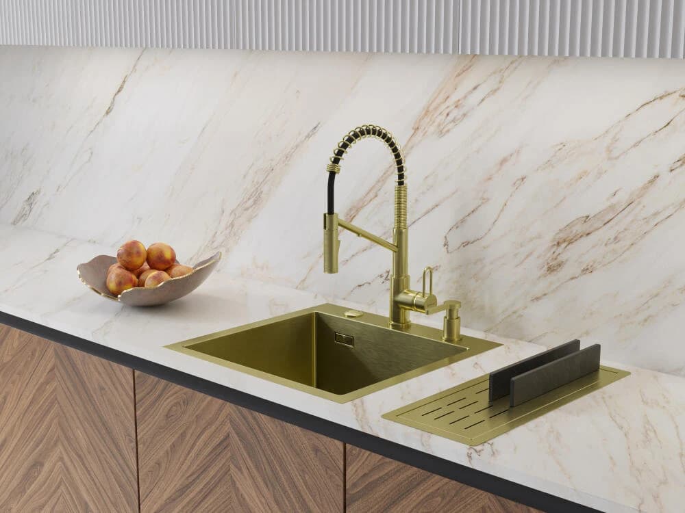 Аксессуар для сантехники OMOIKIRI Светлое золото DRY-04-LG