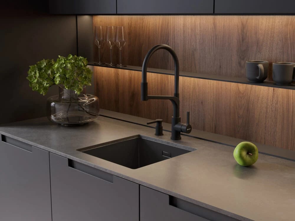 Дозатор для мыла 500 мл OMOIKIRI Графит OM-04-GB