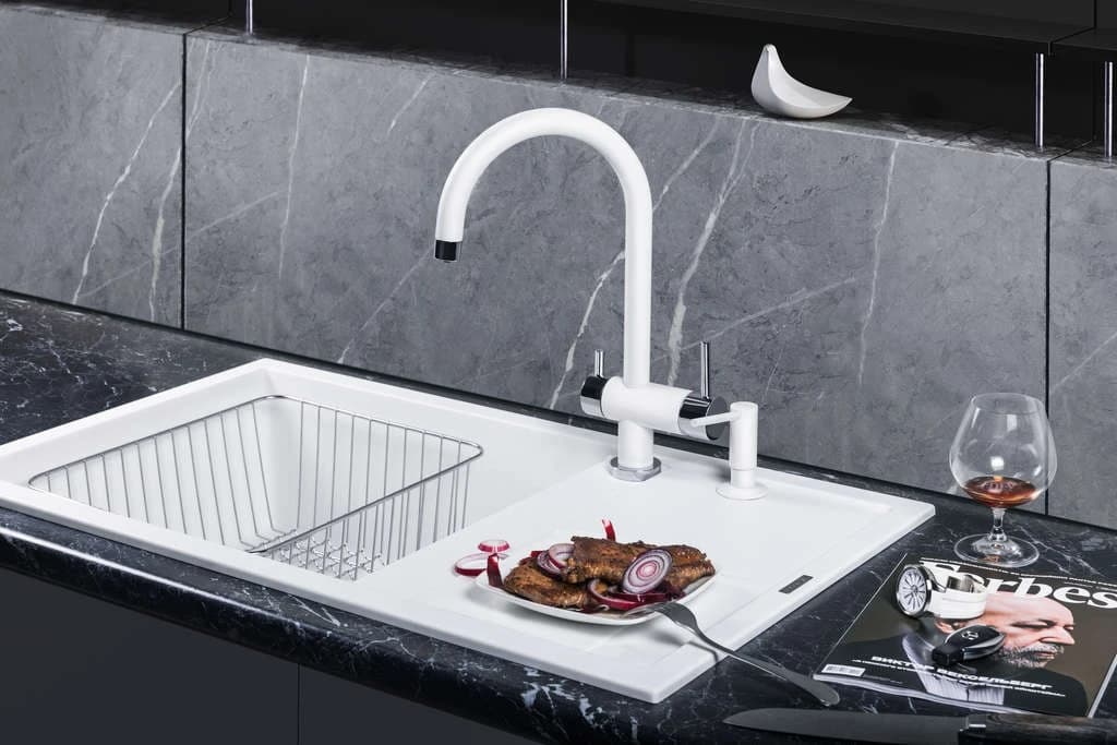 Смеситель OMOIKIRI Белый Yamada-WH