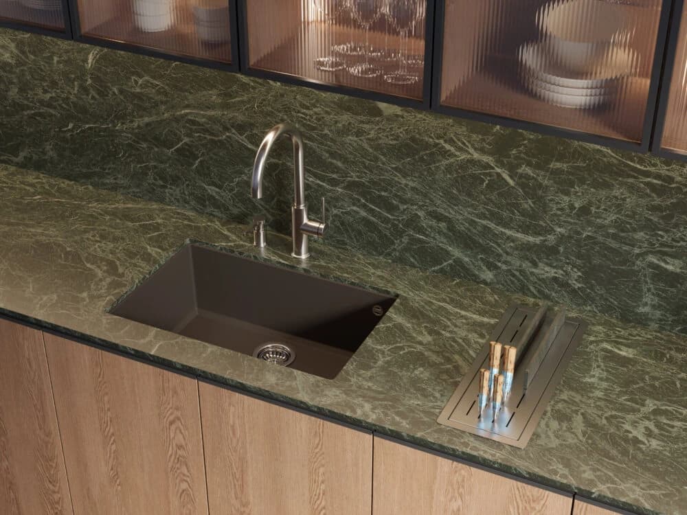 Смеситель с фильтром OMOIKIRI Светлое золото Okawa 2 Plus-LG