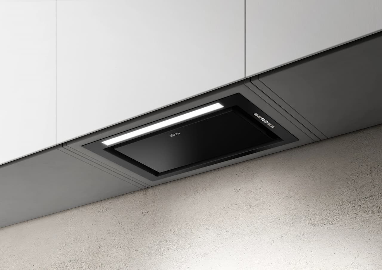 Вытяжка кухонная ELICA Черный SENSOR @ BLMAT/A/52