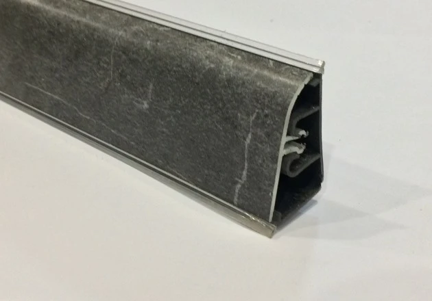 Плинтус кухонный 2100 мм TERMOPLAST Мрамор Марквина серый AP740