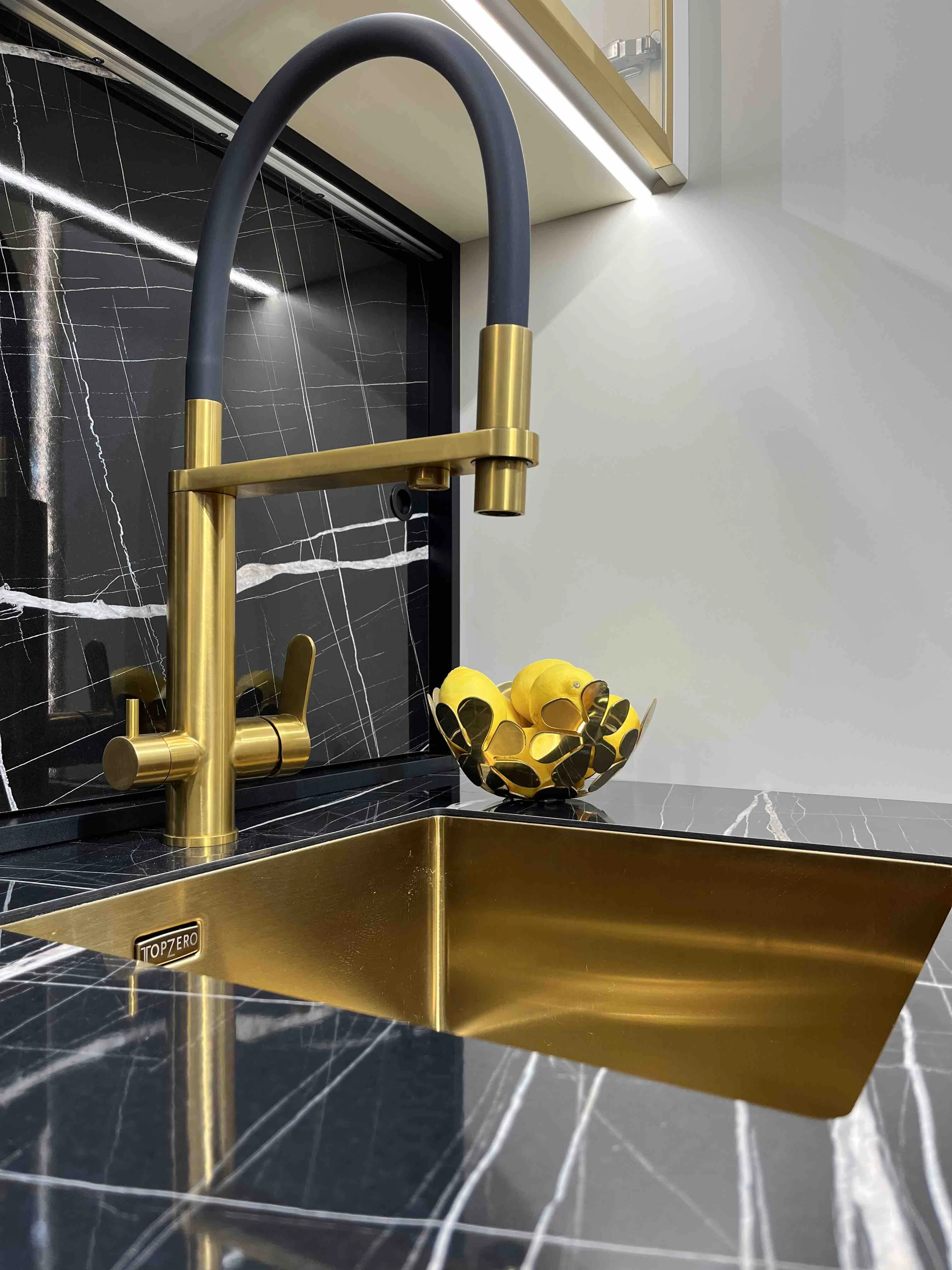 Смеситель с фильтром TOPZERO Золотой TPZ 305 GOLD