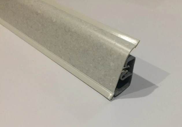 Плинтус кухонный 2100 мм TERMOPLAST AP740