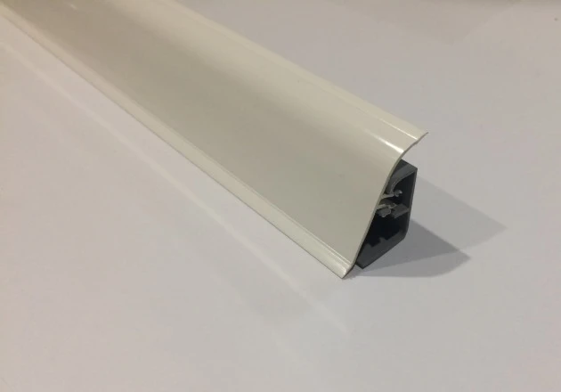 Плинтус кухонный 4200 мм TERMOPLAST Белый BL44